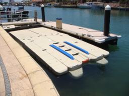 EZ BoatPort BP5001 - 3m wide and 7.2m long with air asssit. Suitable for boat up to 2250kg